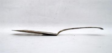 Silver thread fiddle pattern fish slice with open