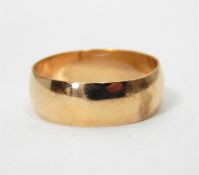 Gold wedding band, foreign, marks worn, 2.1g