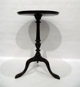 Mahogany dish-top wine table on turned column and