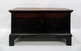 Small 18th century oak coffer on bracket feet, 84c