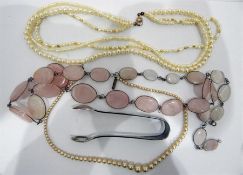 Quantity of assorted costume jewellery including r