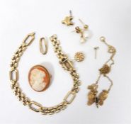 Italian 9K gold bracelet with alternating large an