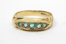 9ct gold and emerald ring set five graduated emera
