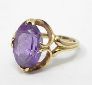 Five various dress rings (5)