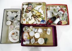 Quantity of decorative china included crested, com