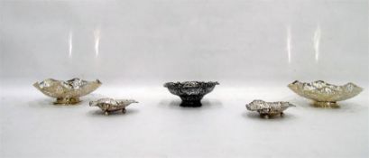 Pair of silver pierced fretwork bonbon dishes, Bir