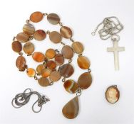 Polished banded agate bead necklace with flat circ