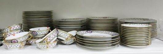 Haviland Limoges porcelain dinner service comprisi