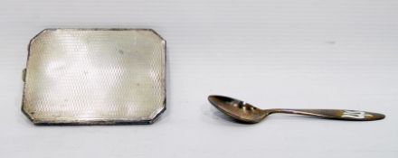 Lady's silver compact with engine-turned finish, B