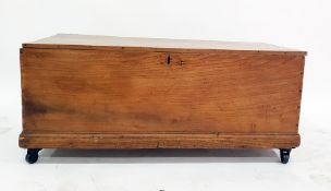 Old elm coffer on castors, 93.5cm