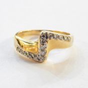 14ct gold and diamond modern ring, 4.3g