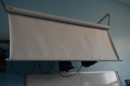 *Nobo Projection Screen