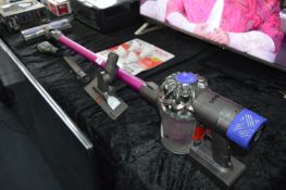 *Dyson V6 Absolute Vacuum