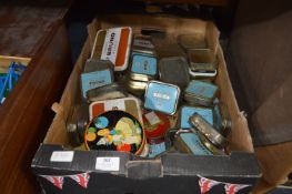 Box Containing Tobacco Tins Navy Cut, St Bruno, et