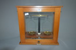 Reynolds & Branson Cased Chemist's Balance Scales