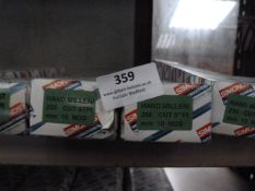 *Two Boxes of Ten Simonds Hand Milleni 25o Cut 9TP