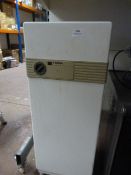Amcor Dehumidifier