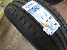 Semita SUV 235/55R18 104V XL Tyre