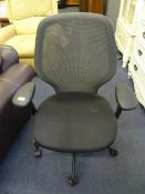 Black Mesh Swivel Office Armchair