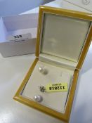 *Pearl Stud Earrings 9-9.5