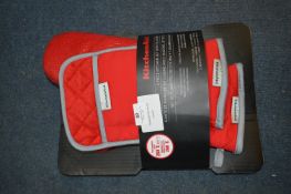 *Kitchenaid Oven Mitt Set