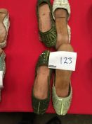 Box Containing Four Pairs of Asian Style Shoes (Assorted Colourways and Sizes)