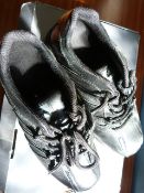 *Pair of Trojan K04 Saftey Shoes Size: 4