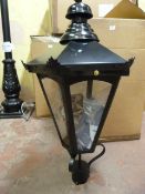 *Victorian Style Black Metal Lamp