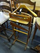 Dumb Valet Clothes Stand