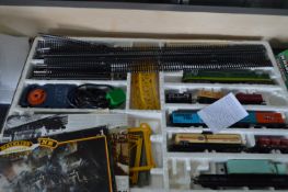 Lima 00 Scale Freight Liner Terminal Train Set