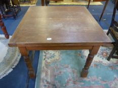 1930's Oak Draw Leaf Dining Table