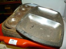 Assorted Muffin and Cake Tins, Stainless Steel Pla