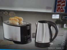 *Daewoo Stainless Steel Kettle & Toaster Set