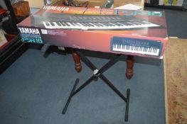 Yamaha PSR18 Keyboard with Folding Stand