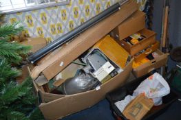 Quantity of Vintage Photography Equipment Includin