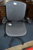 *Metrex iii Mesh Chair