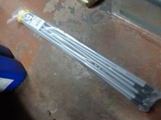 Eleven 25mm Metal Handles C-Wedd Sleeve