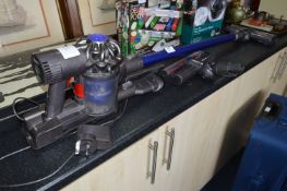 *Dyson V6 Fluffy Vacuum Cleaner