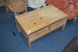 Pine Coffee Table with Undershelf