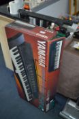 Yamaha PSR18 Keyboard with Stand