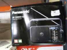 *Panasonic FM/AM Radio