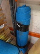 Small Roll of Coarse Blue Floor Matting