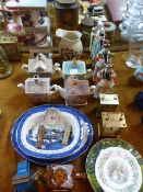 Decorative Teapots, Blue & White Ware, Carriage Cl
