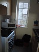 *Loose Fittings in the Pantry; Leisure Ceramic Fou