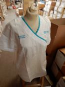 *Box Containing 22 HA2360 White Tunics Size:8 Short