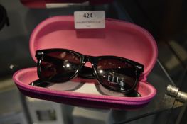 *ELLE GIRL'S CLAM SUNGLASSES (BLACK)