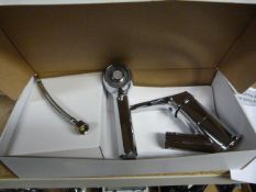 *Kitchen Mono Bloc Single Lever Pullout Tap