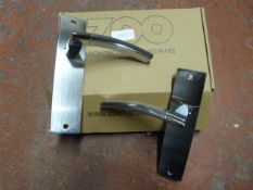 *Pair of Chrome Amalfi Lever Latch Door Handles