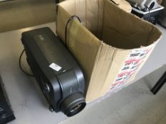 *Sharp XV320P LCD Projector