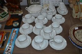 Boot Platinum Collection Tea & Dinner Ware 25 Piec